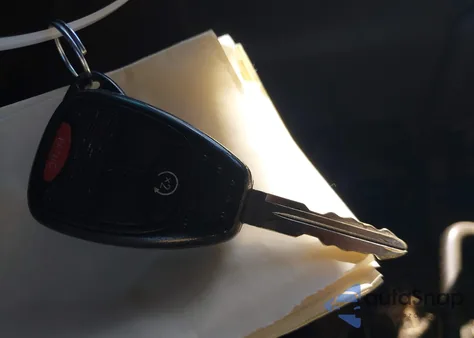 2010 Dodge Caliber Mainstreet z USA, uszkodzony, nr VIN 1B3CB3HA8AD615896